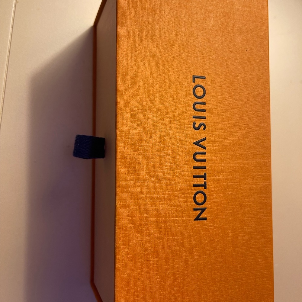 Louis Vuitton glasses - Picture 3 of 7